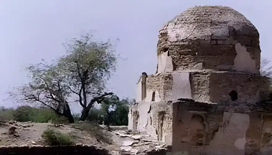 گورستان های تاریخی قشم