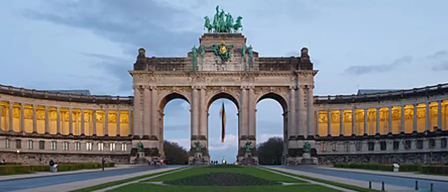  پارک Cinquantenaire